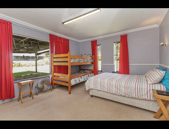 5 BEDROOM HOUSE FOR SALE IN CLIFFDALE